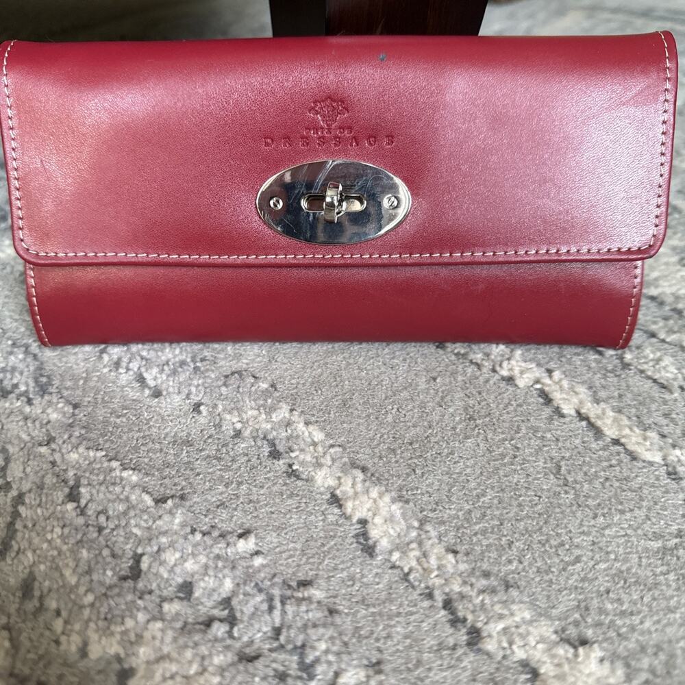 Prix De Dressage Leather Flap over Wallet Turnlock Red